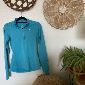 Nike Women’s quarter zip
